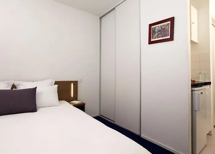 Zenitude Hôtel-résidences Novaxis Hotel Le Mans