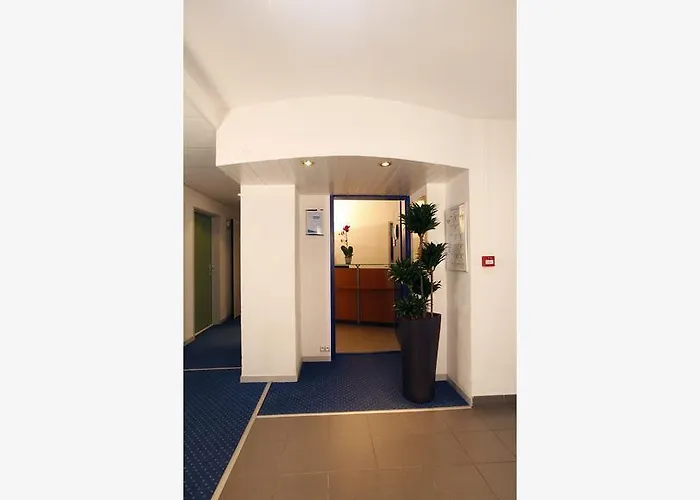 Hotel Zenitude Hôtel-résidences Novaxis Le Mans