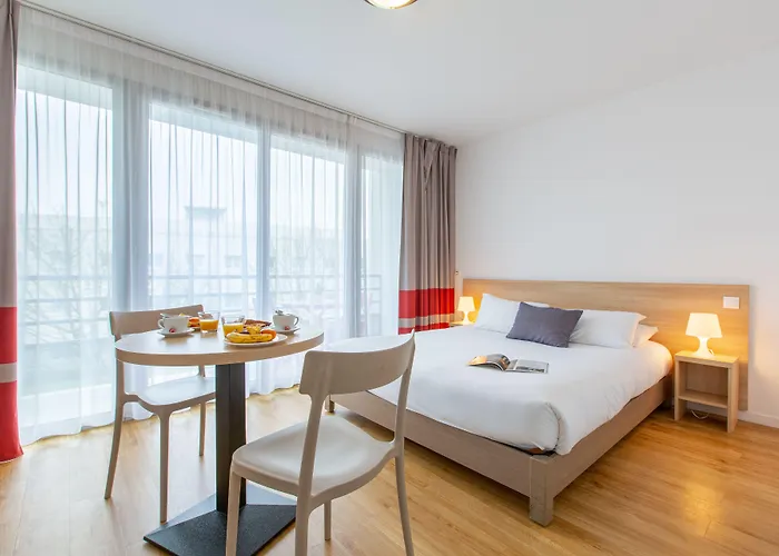 Hotel Zenitude Hôtel-résidences Novaxis Le Mans