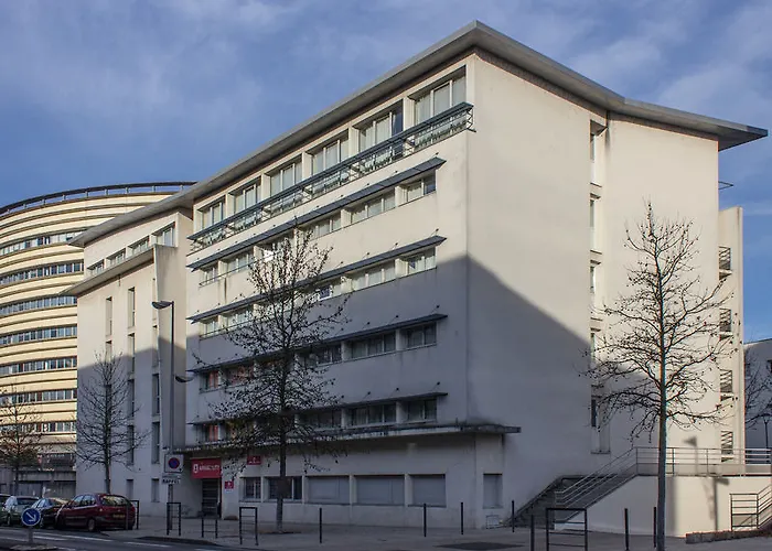 Zenitude Hôtel-résidences Novaxis Hotel 3*