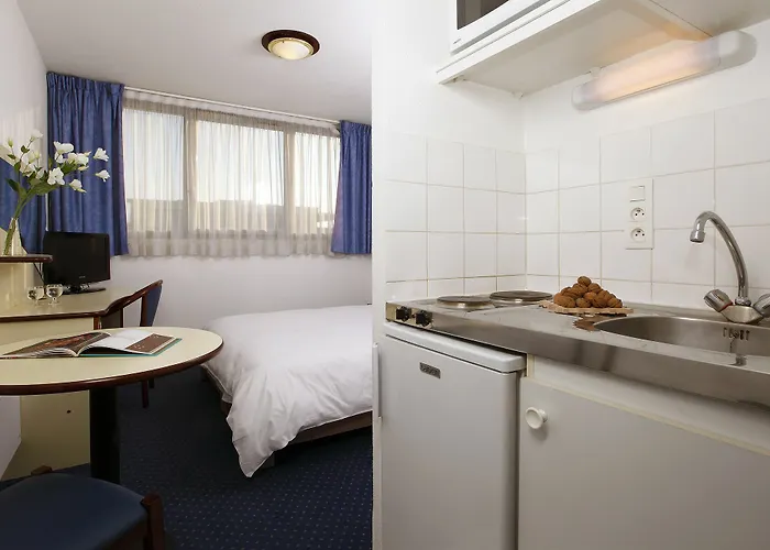 Zenitude Hôtel-résidences Novaxis Hotel